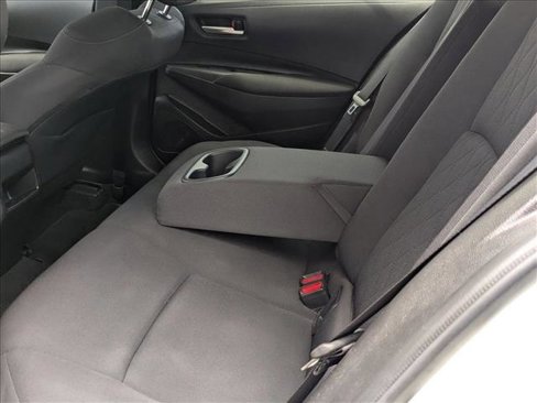 Used 2020 Toyota Corolla LE image 16