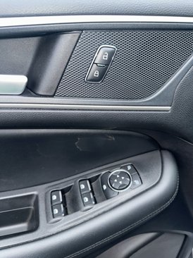 Used 2021 Ford Edge SEL w/ Convenience Package image 14