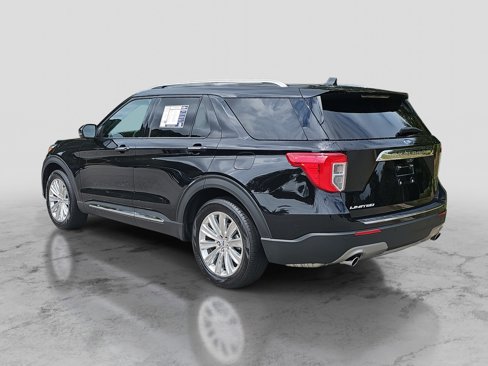 Used 2023 Ford Explorer Limited w/ Limited Technology Package image 7