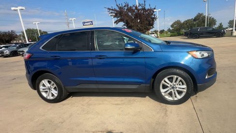 Used 2020 Ford Edge SEL image 9