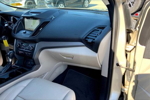 Used 2017 Ford Escape SE w/ SE Leather Comfort Package image 16