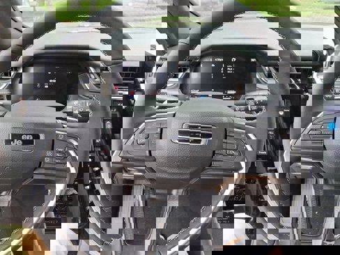 New 2025 Jeep Grand Cherokee Laredo image 11