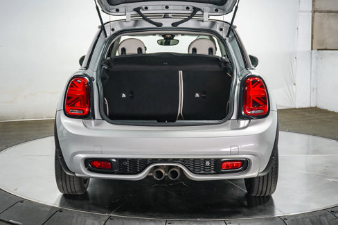 Used 2019 MINI Cooper S w/ Premium Package image 29