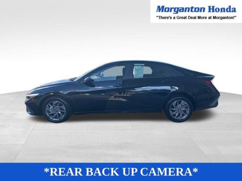 Used 2024 Hyundai Elantra SEL image 5