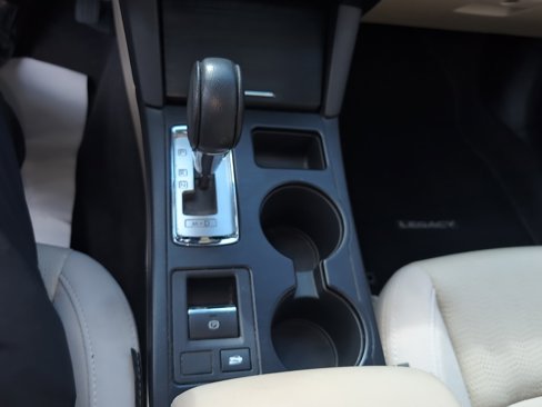 Used 2016 Subaru Legacy 2.5i Premium image 17