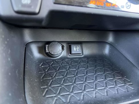Used 2019 Toyota RAV4 XLE image 20