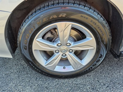 Used 2018 Honda Odyssey EX image 17
