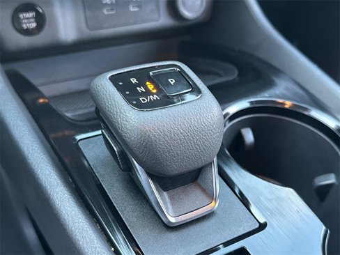Certified 2024 Nissan Rogue S image 7