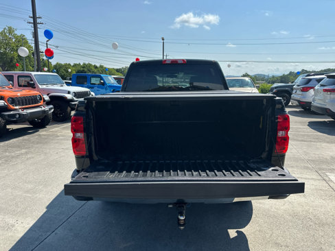 Used 2018 Chevrolet Silverado 1500 LT w/ All Star Edition image 9