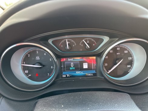 Used 2017 Buick Envision Essence image 7