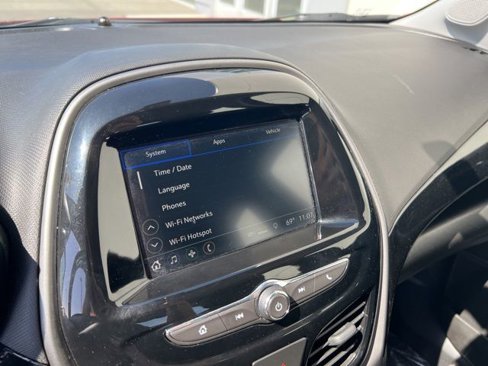 Used 2020 Chevrolet Spark LT image 9