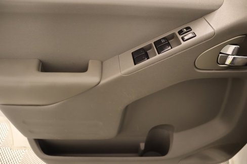 Used 2019 Nissan Frontier SV image 15