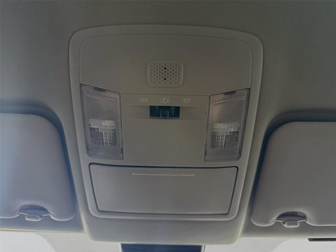 Used 2018 Toyota RAV4 LE image 23