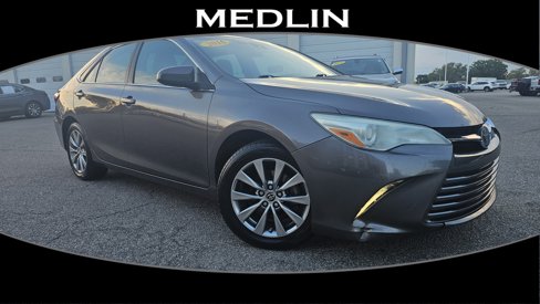 Used 2016 Toyota Camry XLE image 1