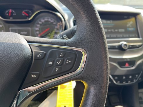 Used 2016 Chevrolet Cruze LT image 12