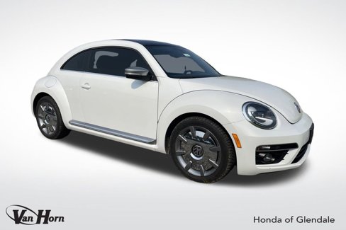 Used 2014 Volkswagen Beetle TDI image 1