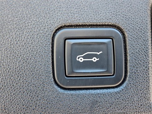 Used 2021 Chevrolet Equinox LT image 31