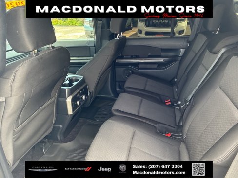 Used 2020 Ford Expedition XLT w/ FX4 Off-Road Package image 12