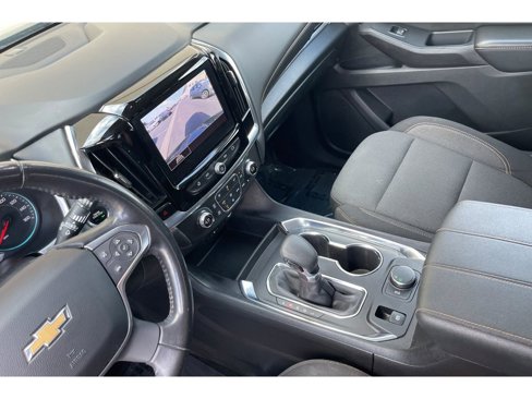 Used 2021 Chevrolet Traverse LT image 32