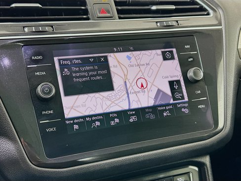 Used 2019 Volkswagen Tiguan SEL image 13