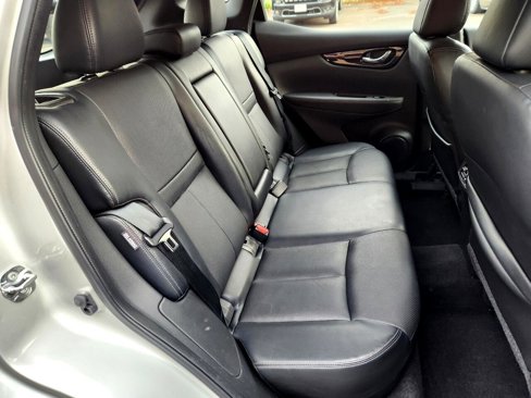 Used 2021 Nissan Rogue Sport SL image 15