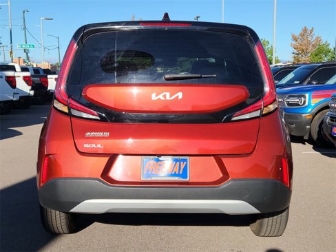Used 2023 Kia Soul LX image 18
