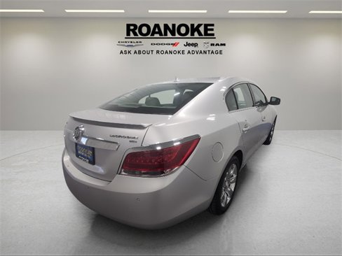Used 2011 Buick LaCrosse CXL image 9