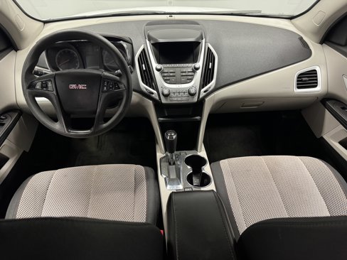 Used 2017 GMC Terrain SLE image 17