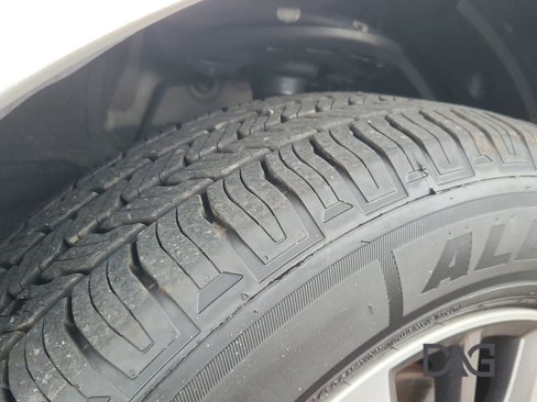Used 2019 Nissan Pathfinder SV image 13