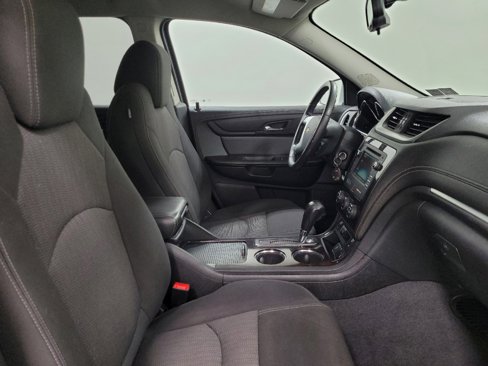 Used 2017 Chevrolet Traverse LT w/ Style and Technology Package image 21