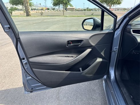 Used 2023 Toyota Corolla LE image 9