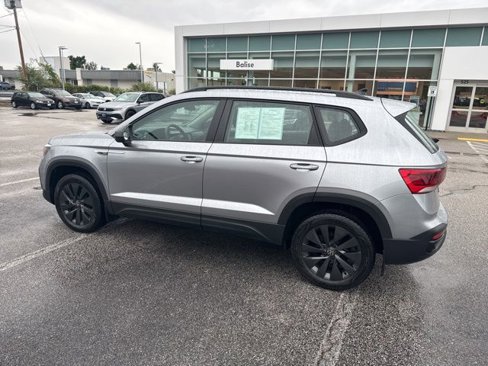 Certified 2023 Volkswagen Taos S image 8