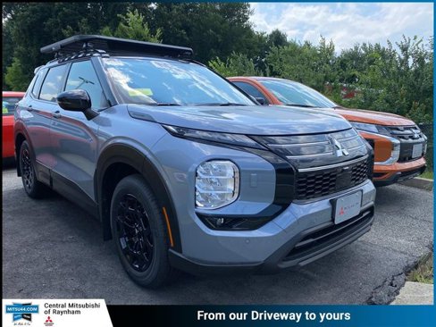 New 2025 Mitsubishi Outlander AWD image 1