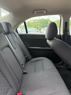 Used 2010 Ford Fusion SE image 12