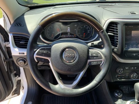 Used 2016 Jeep Cherokee Overland image 15