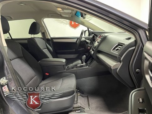 Used 2017 Subaru Outback 2.5i Premium image 22