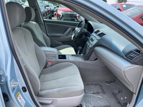 Used 2009 Toyota Camry LE image 27
