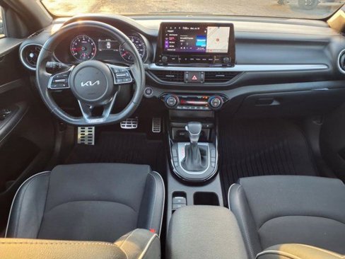 Used 2023 Kia Forte GT-Line w/ GT-Line Premium Package image 9