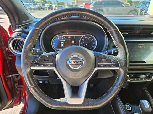 Used 2019 Nissan Kicks SR w/ SR Premium Package image 18