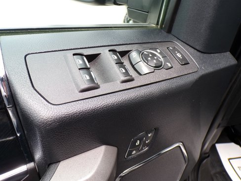 Used 2020 Ford F250 Platinum w/ FX4 Off-Road Package image 26