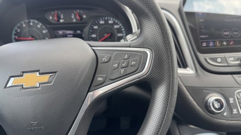 Used 2022 Chevrolet Malibu LT image 23