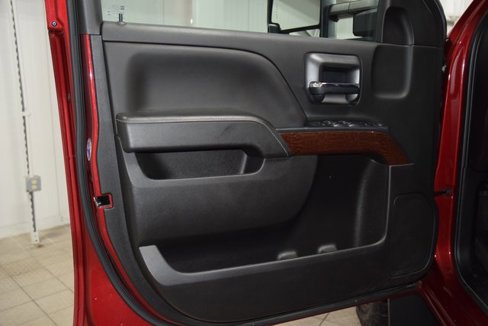 Used 2018 GMC Sierra 2500 SLE w/ SLE Preferred Package image 40