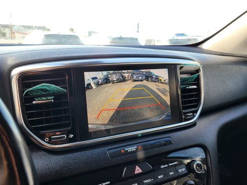 Used 2022 Kia Sportage EX w/ EX Technology Package image 28