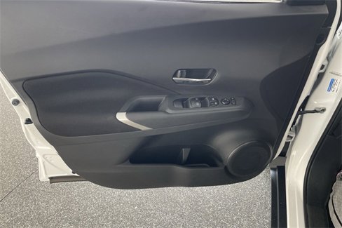 Used 2021 Nissan Kicks SV image 35