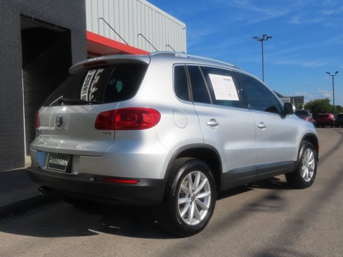 Used 2017 Volkswagen Tiguan Wolfsburg Edition image 16