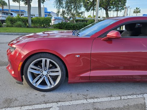 Used 2018 Chevrolet Camaro LT w/ RS Package image 10