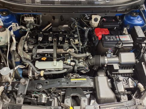 Used 2024 Nissan Kicks SV image 28