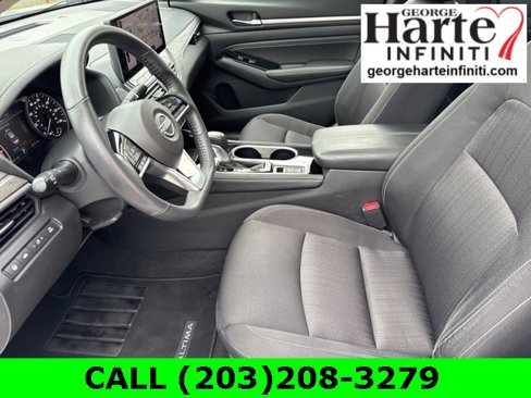 Used 2023 Nissan Altima 2.5 SV w/ SV Premium Package image 16