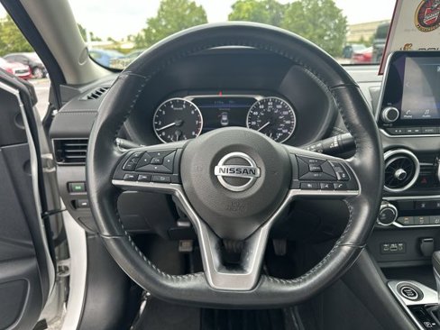 Used 2022 Nissan Sentra SV image 17