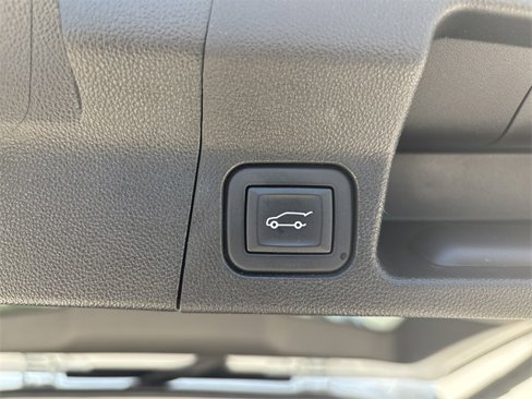 Used 2023 GMC Acadia SLE w/ Driver Convenience Package image 15